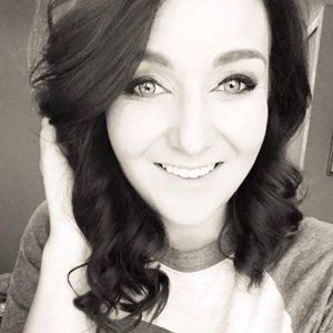 Meet your Posher, Becca